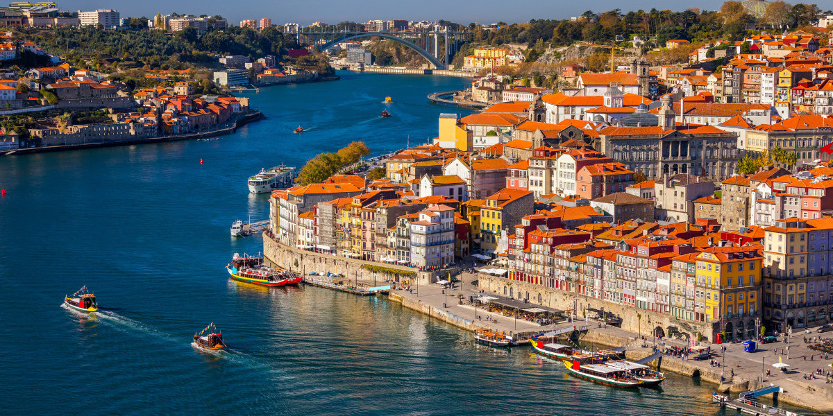 How the Portugal Golden Visa Scheme Could Fit Into a Family’s Long-Term European Mobility Plan