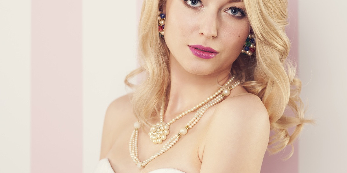 Pearl Jewellery for Women: Elegant Styles for Every Occasion